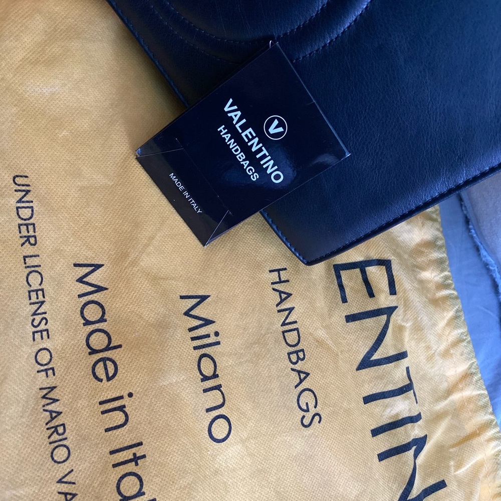 VALENTINO bag!! - Picture 4 of 5